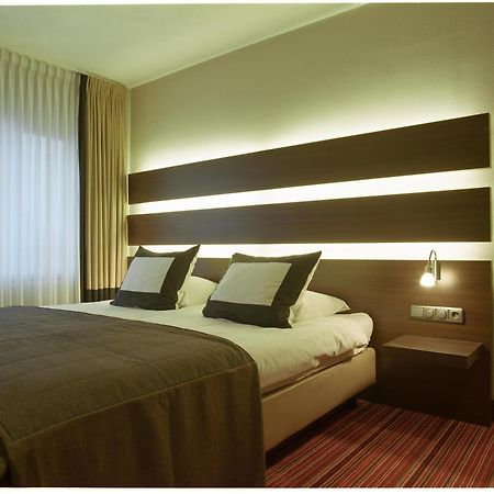 Hotel Restaurant De Zwaan Raalte Zewnętrze zdjęcie