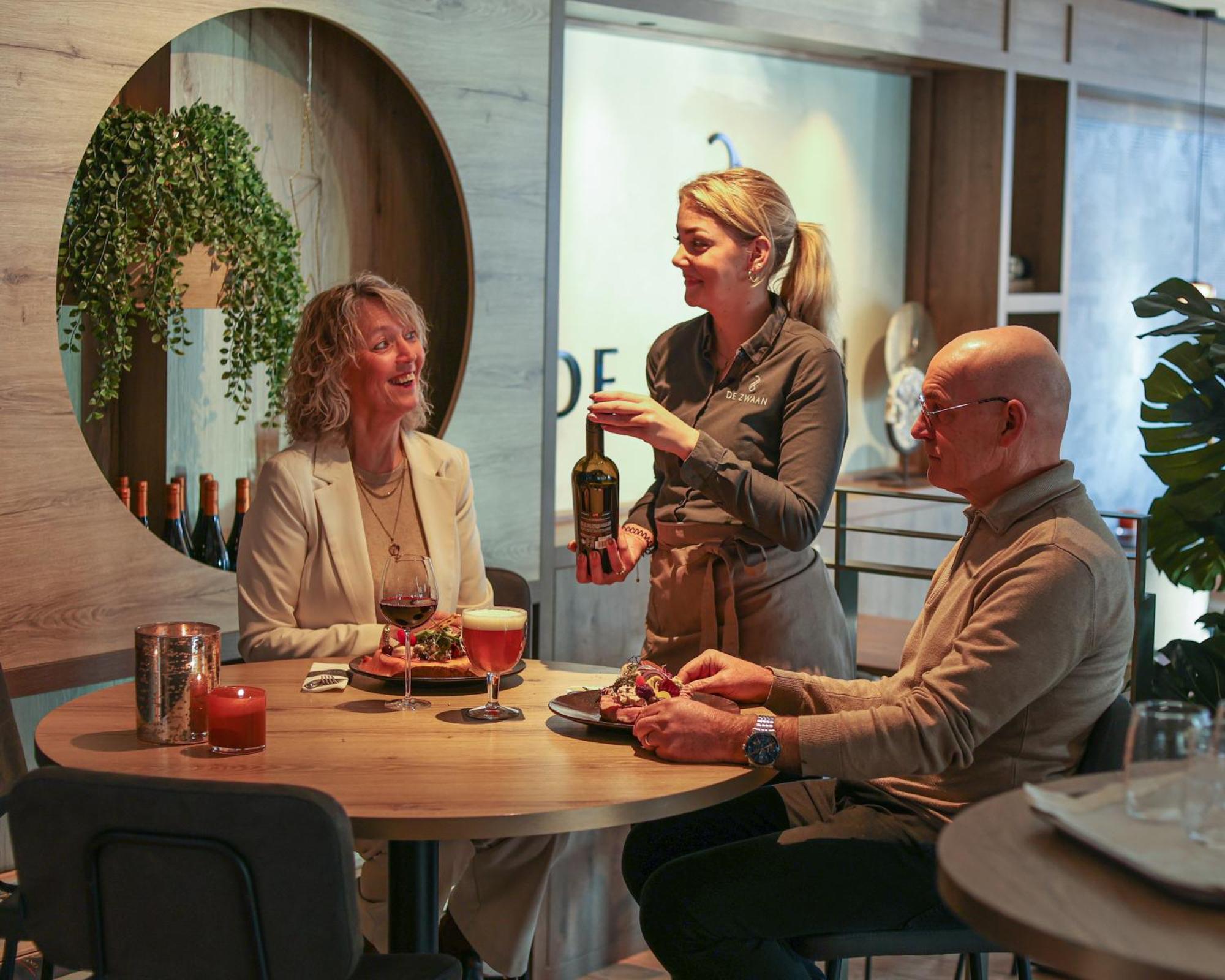 Hotel Restaurant De Zwaan Raalte Zewnętrze zdjęcie