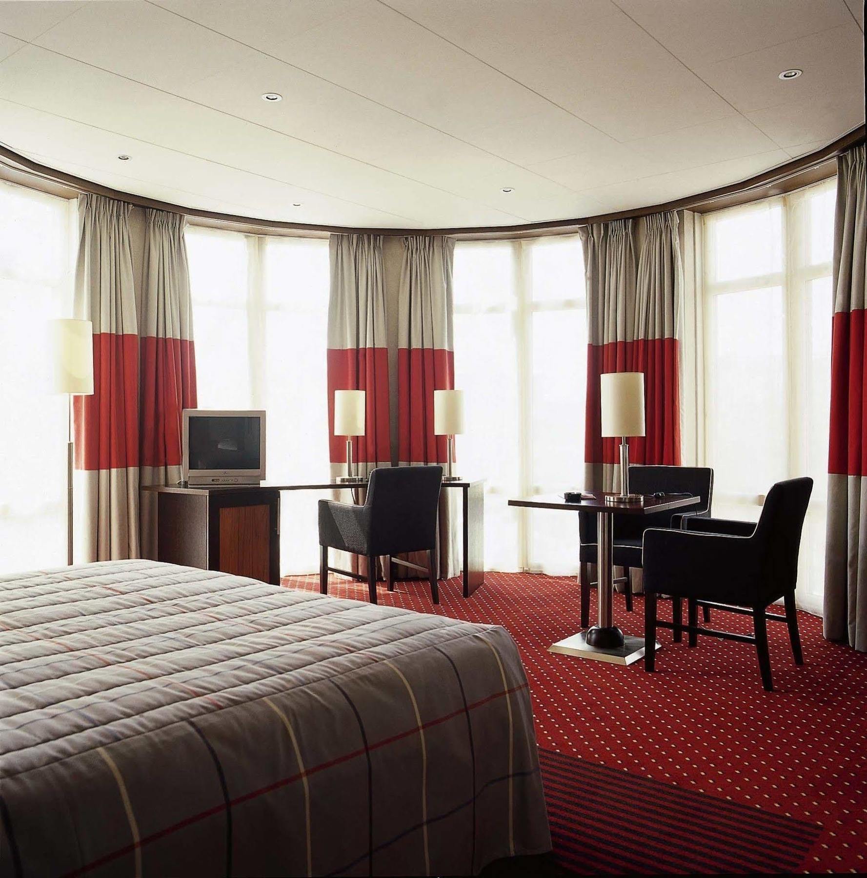 Hotel Restaurant De Zwaan Raalte Zewnętrze zdjęcie